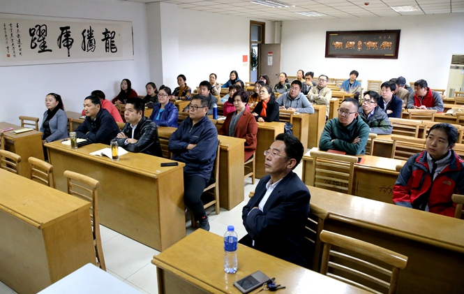 动物科技学院.jpg 动物科技学院.jpg