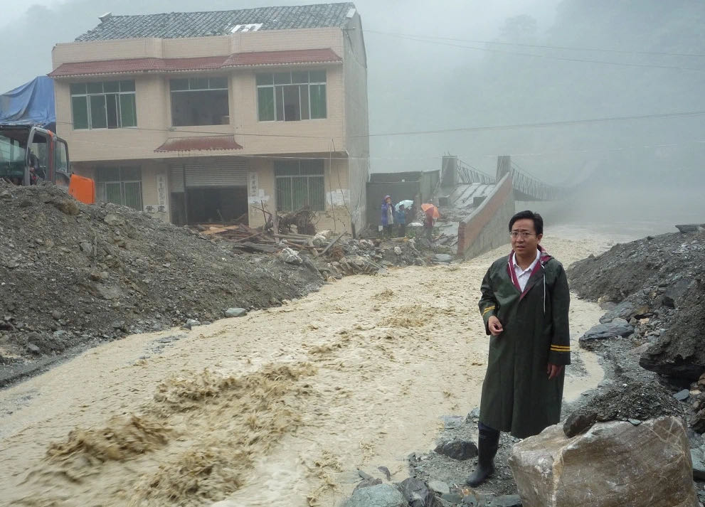 人生再逆行,理想终实现——我院优秀校友岳历新援鄂纪实