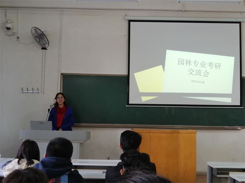 活动现场照片.jpg 活动现场照片.jpg